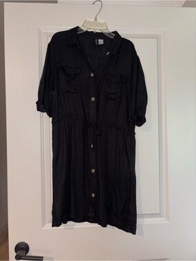 H&M Black Button-Front Midi Shirt Dress